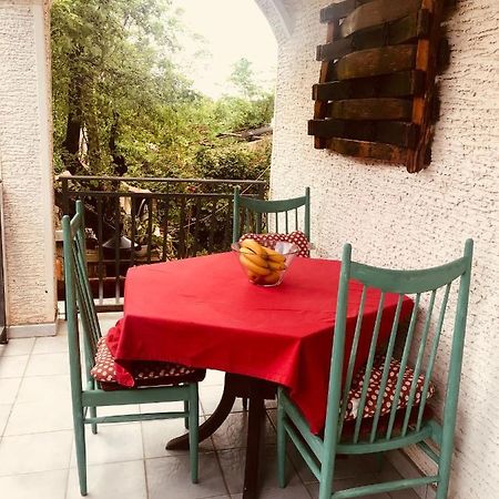 B. Ela Rooms Porec Bagian luar foto